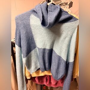 Elegant Blue Colorblock Women's Turtleneck Sweater